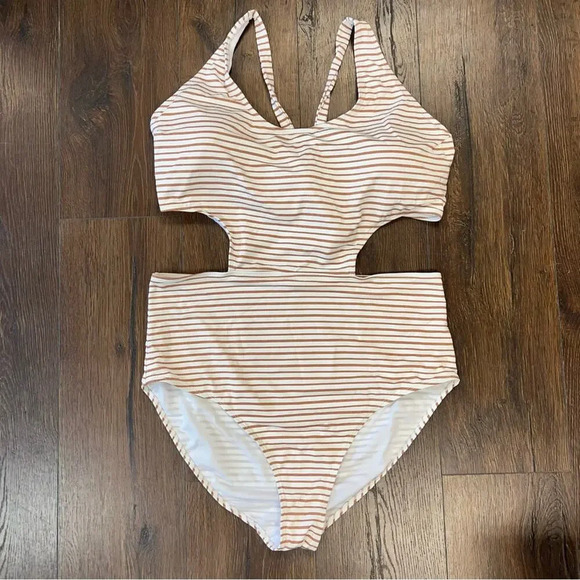 Vigoss Met Stripe One Piece Swimsuit SZ 3X - Picture 3 of 7